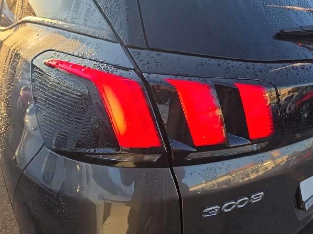 Fahrzeugbild eines Peugeot 3008