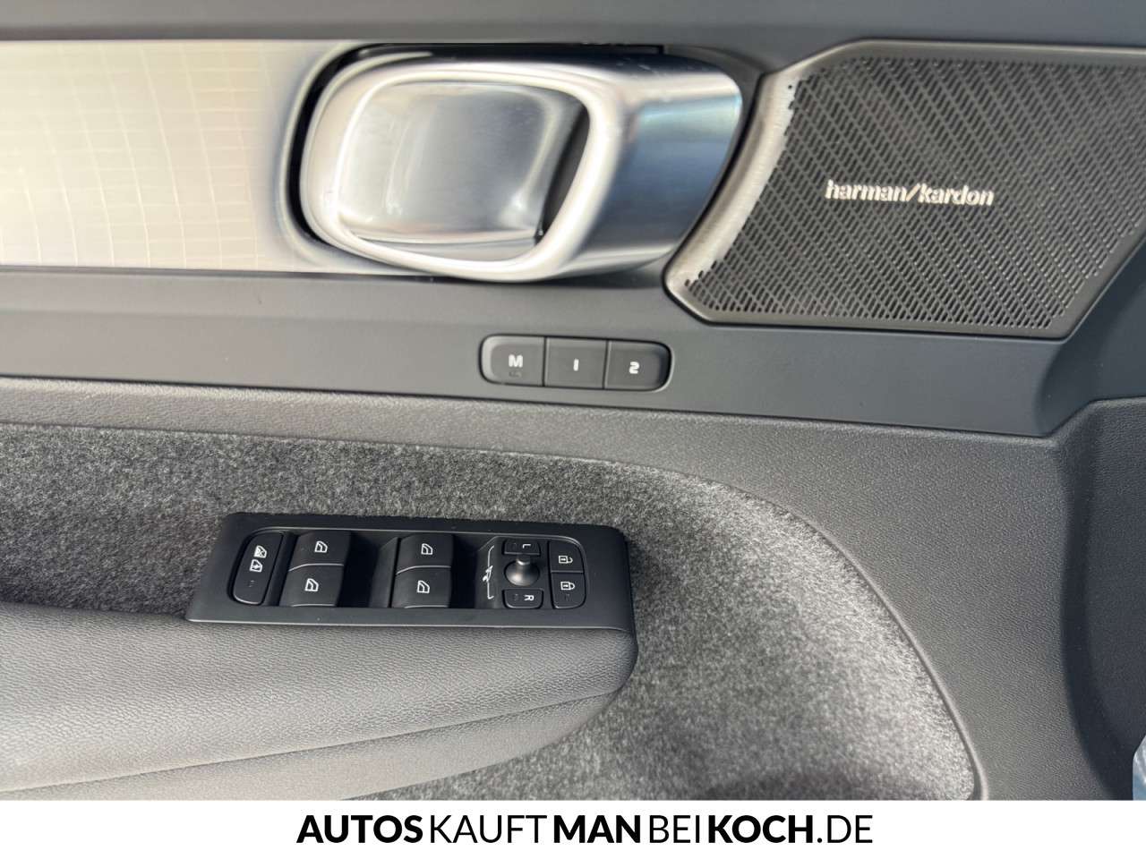 Fahrzeugbild eines Volvo XC40