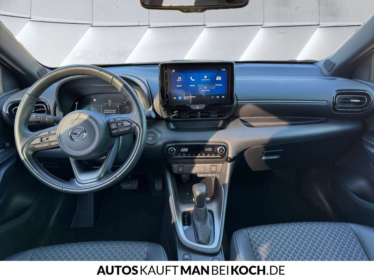 Fahrzeugbild eines Mazda Mazda2 Hybrid