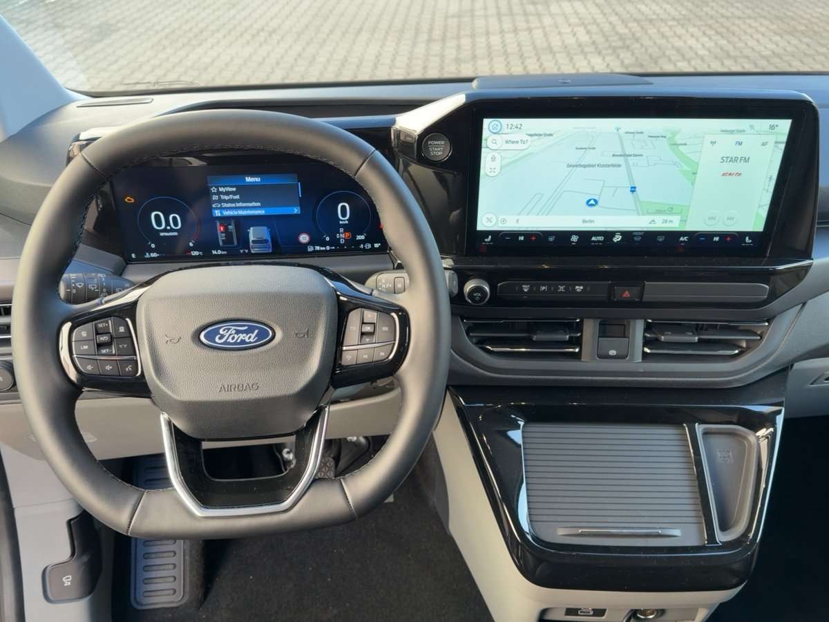 Fahrzeugbild eines Ford Tourneo Custom