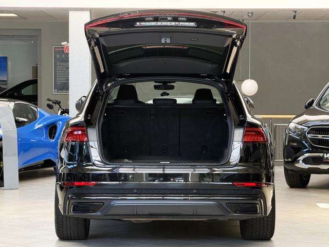 Fahrzeugbild eines Audi Q8