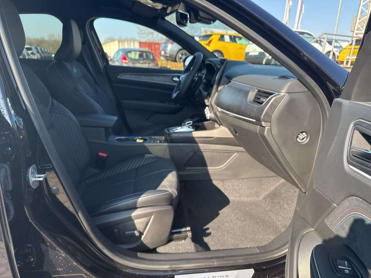 Fahrzeugbild eines Renault Arkana