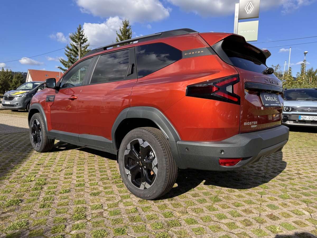 Fahrzeugbild eines Dacia Bigster