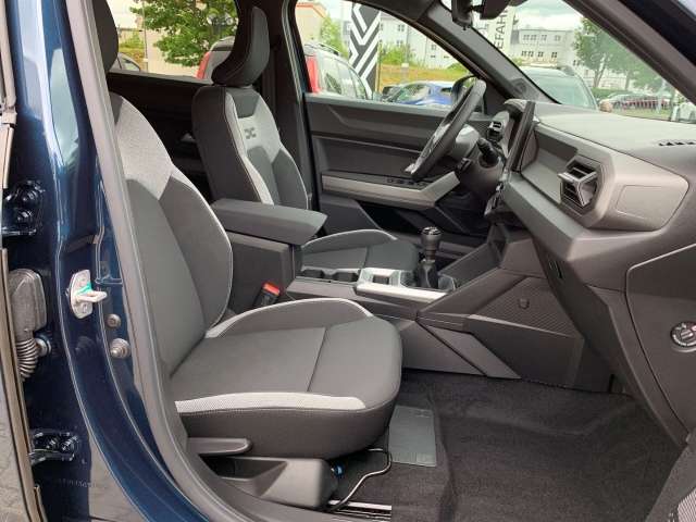 Fahrzeugbild eines Dacia Bigster