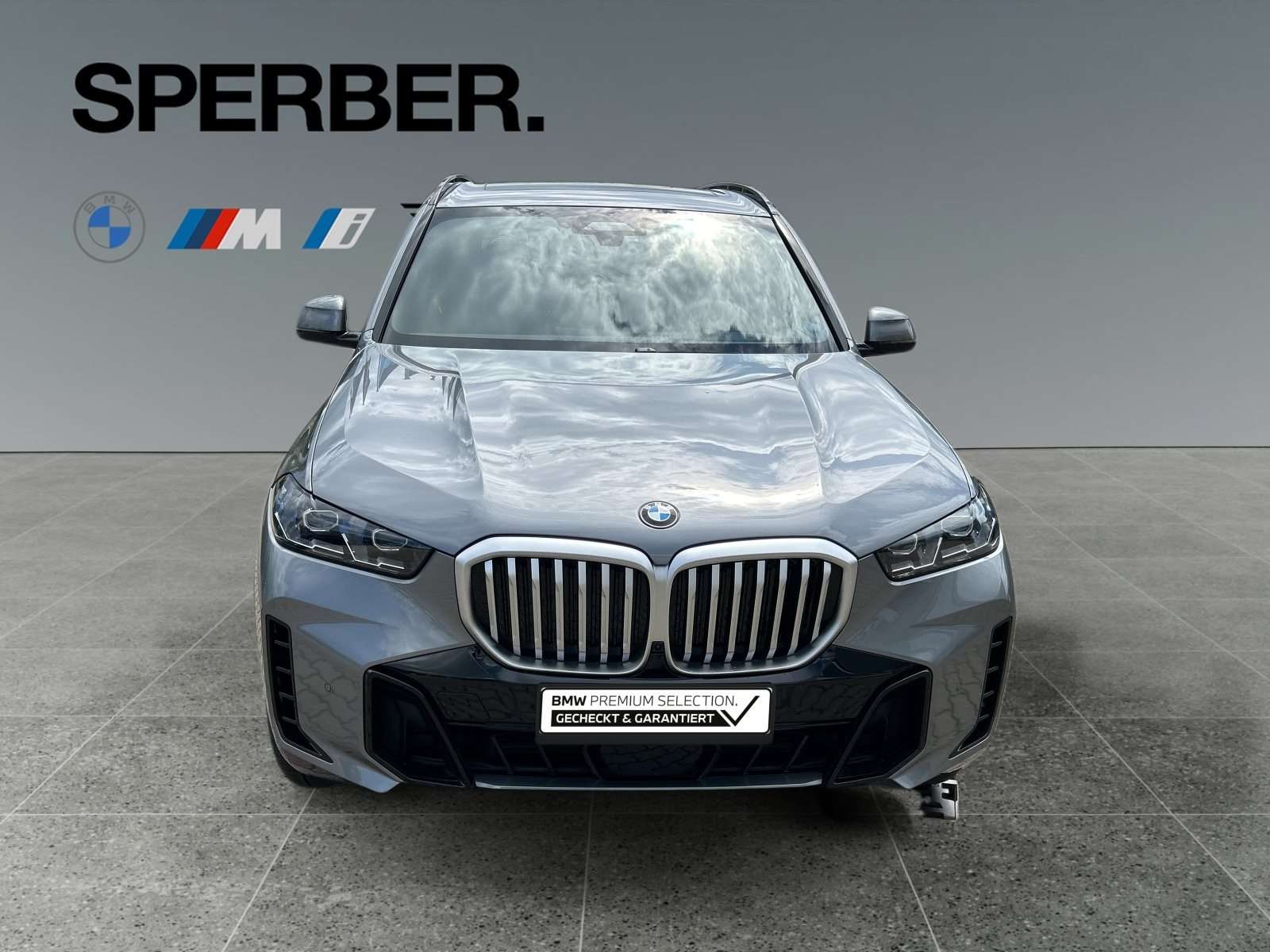 Fahrzeugbild eines BMW X5