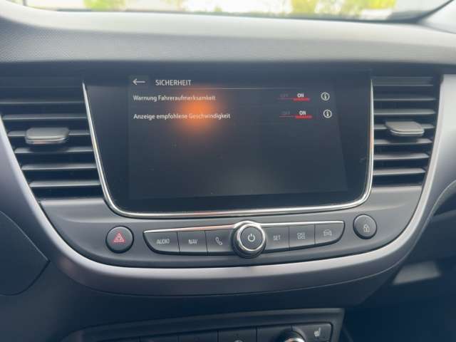Fahrzeugbild eines Opel Crossland X