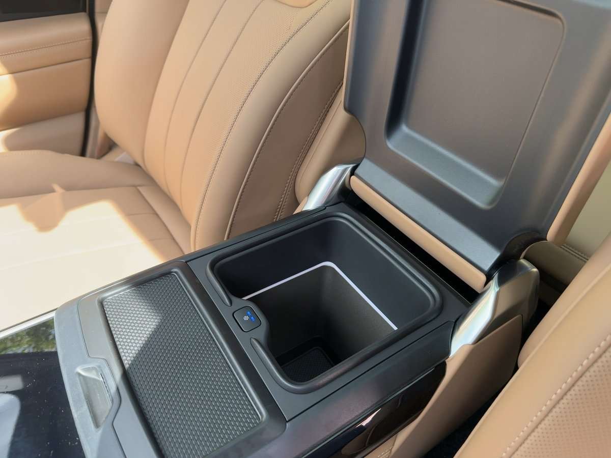 Fahrzeugbild eines Land Rover Range Rover