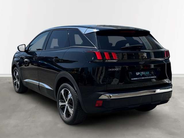 Fahrzeugbild eines Peugeot 3008