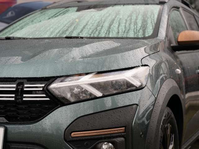 Fahrzeugbild eines Dacia Jogger