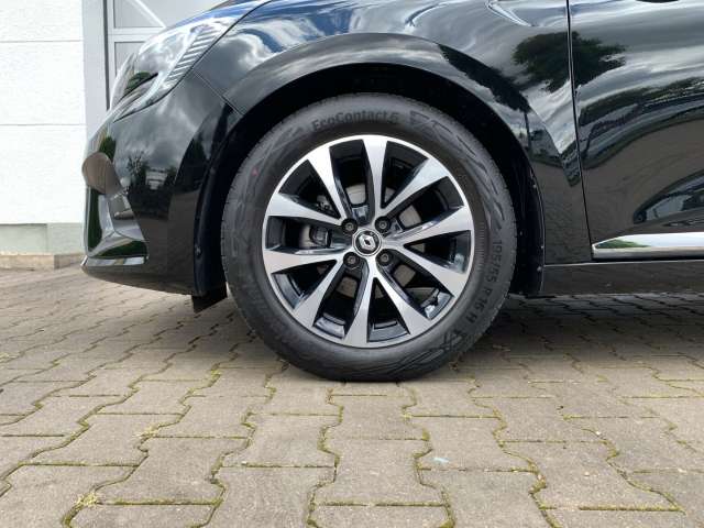 Fahrzeugbild eines Renault Clio