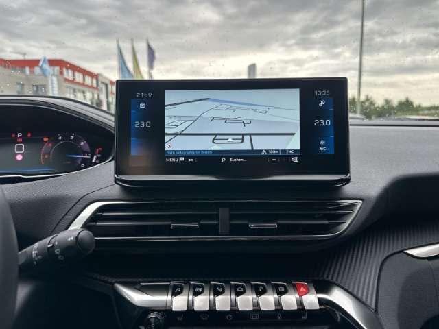 Fahrzeugbild eines Peugeot 3008