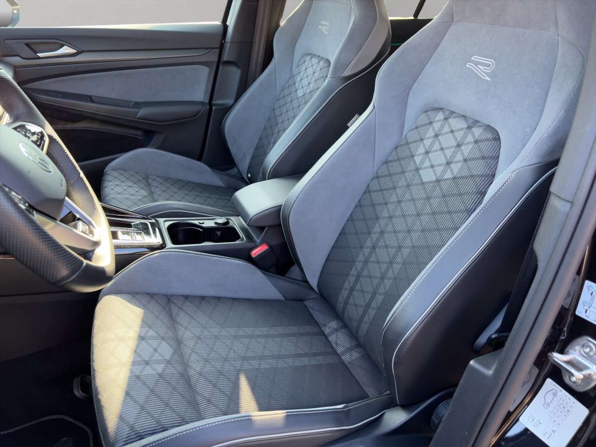 Fahrzeugbild eines Volkswagen Golf