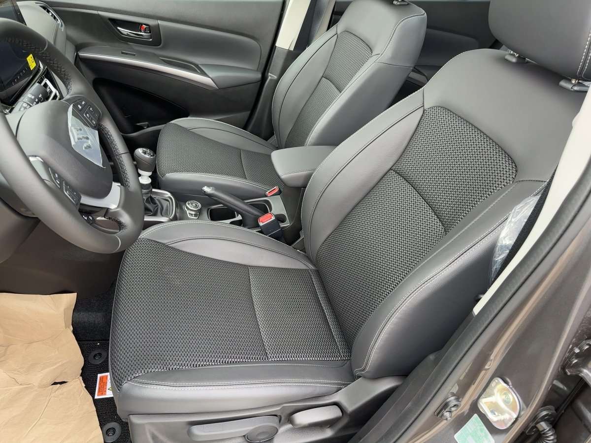 Fahrzeugbild eines Suzuki S-Cross