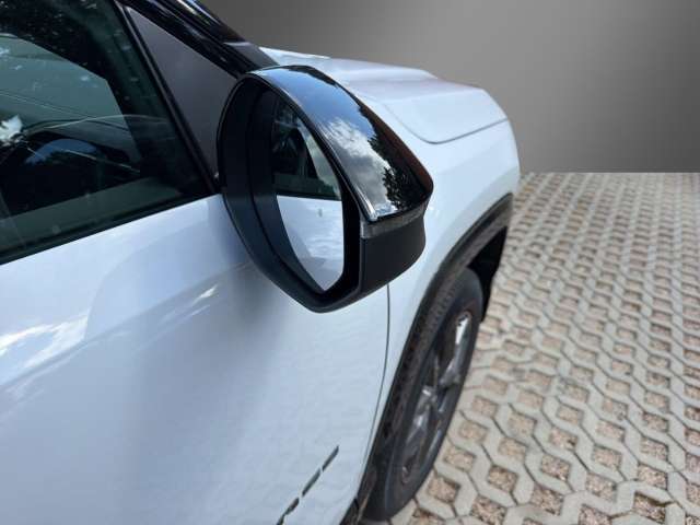 Fahrzeugbild eines Jeep Compass
