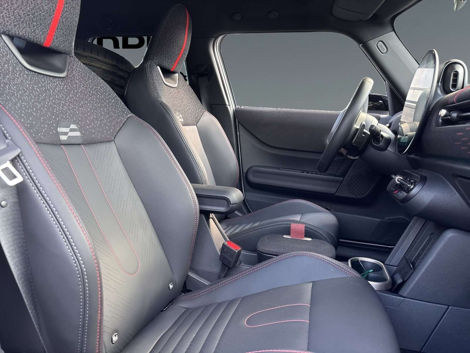 Fahrzeugbild eines MINI COOPER