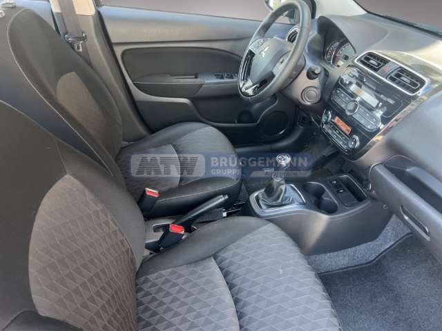 Fahrzeugbild eines Mitsubishi Space Star