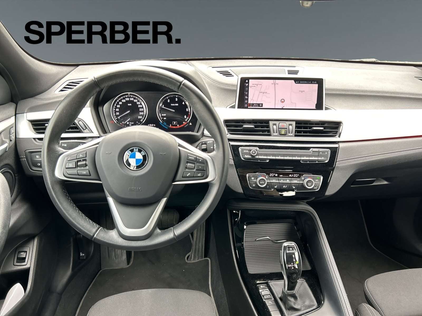 Fahrzeugbild eines BMW X2