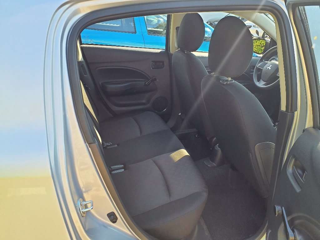 Fahrzeugbild eines Mitsubishi Space Star