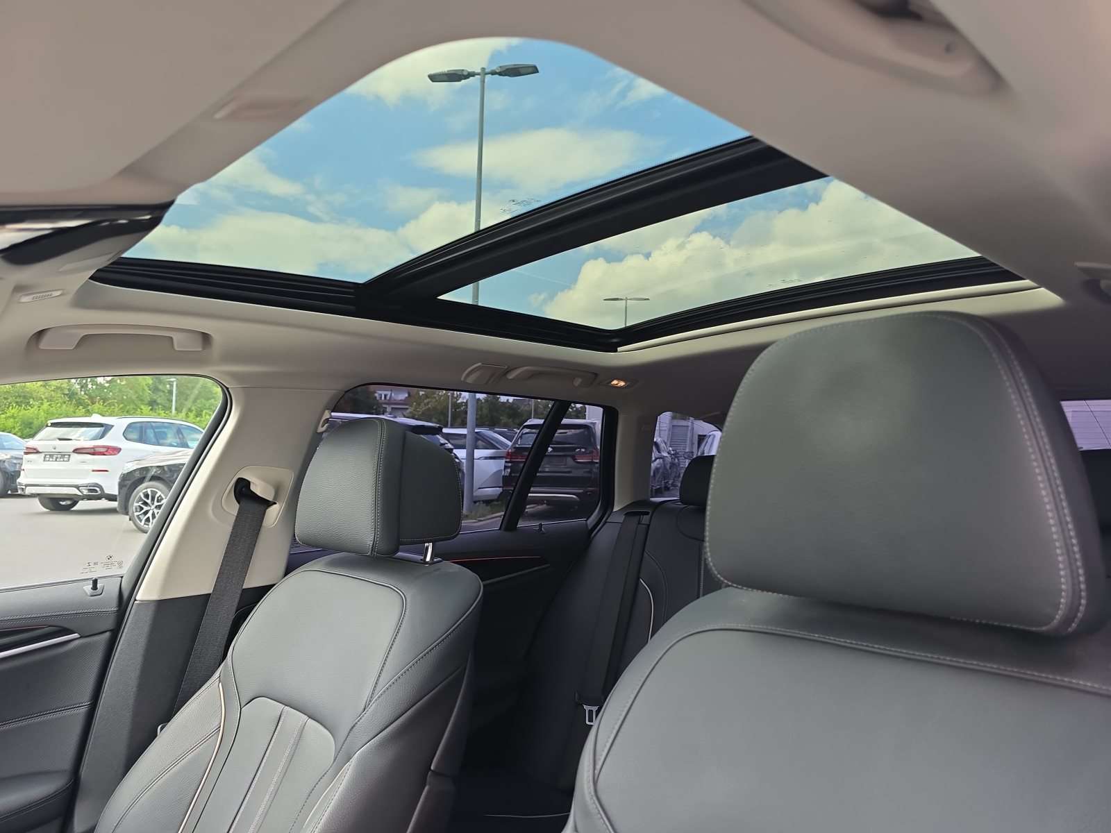 Fahrzeugbild eines BMW 5er-Reihe