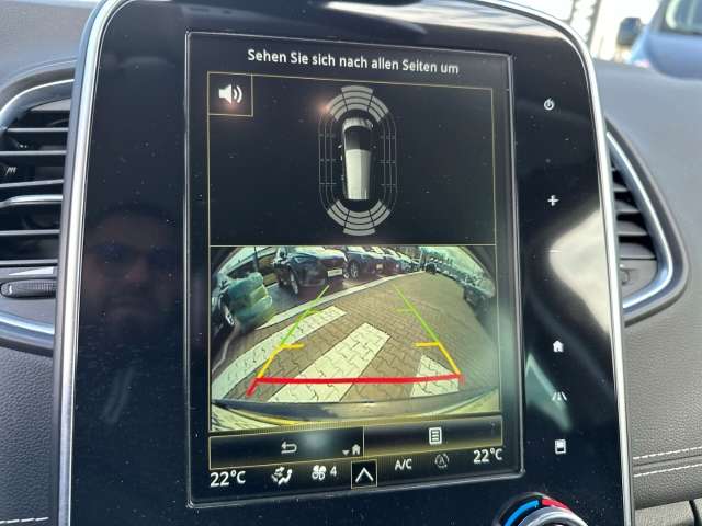 Fahrzeugbild eines Renault Grand Scénic