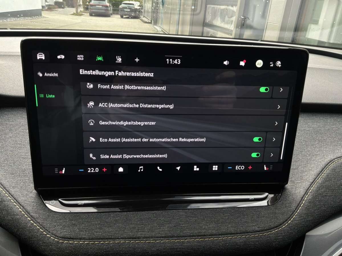 Fahrzeugbild eines Skoda ELROQ