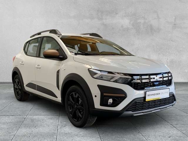 Fahrzeugbild eines Dacia Sandero