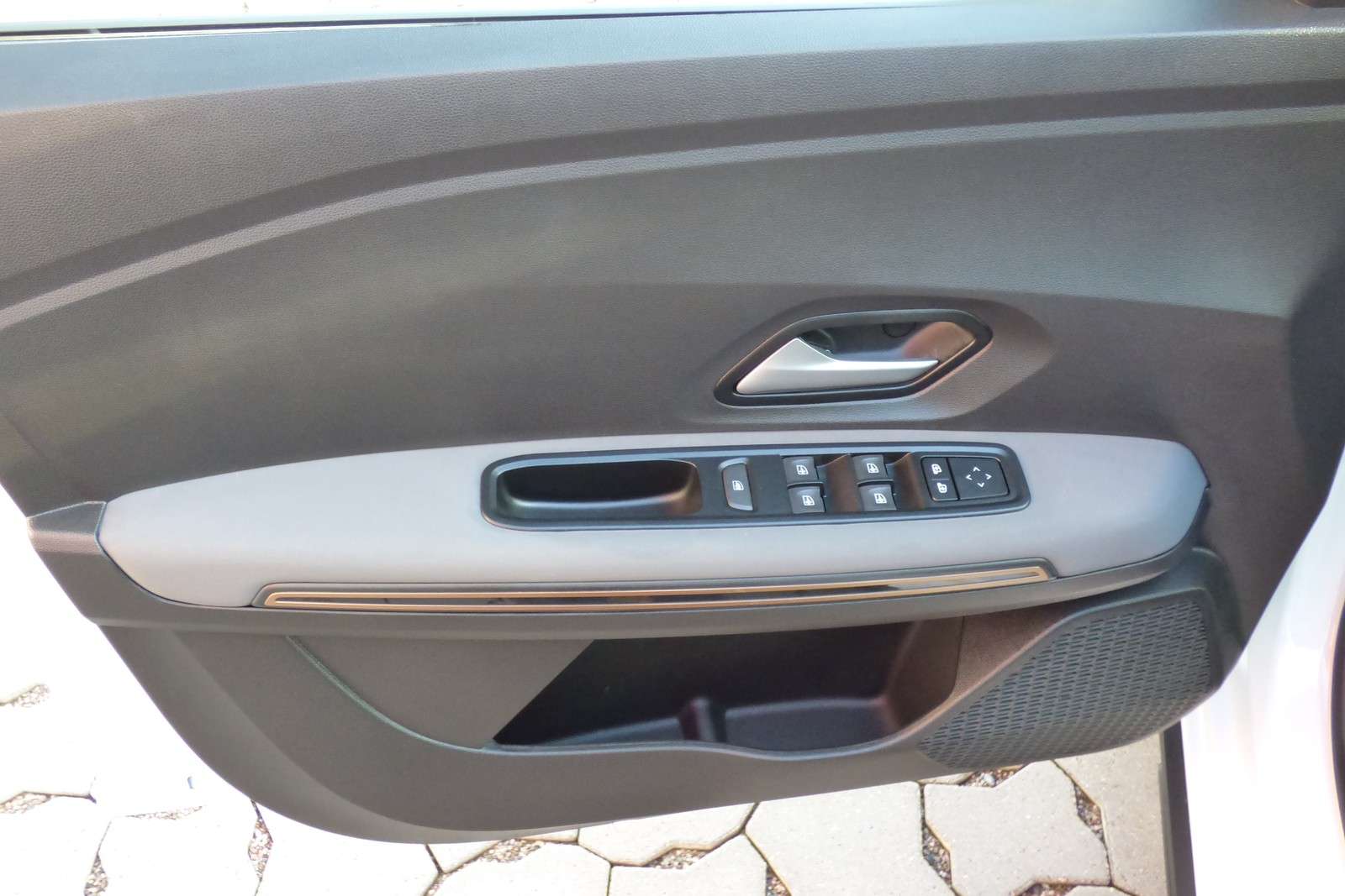 Fahrzeugbild eines Dacia Sandero