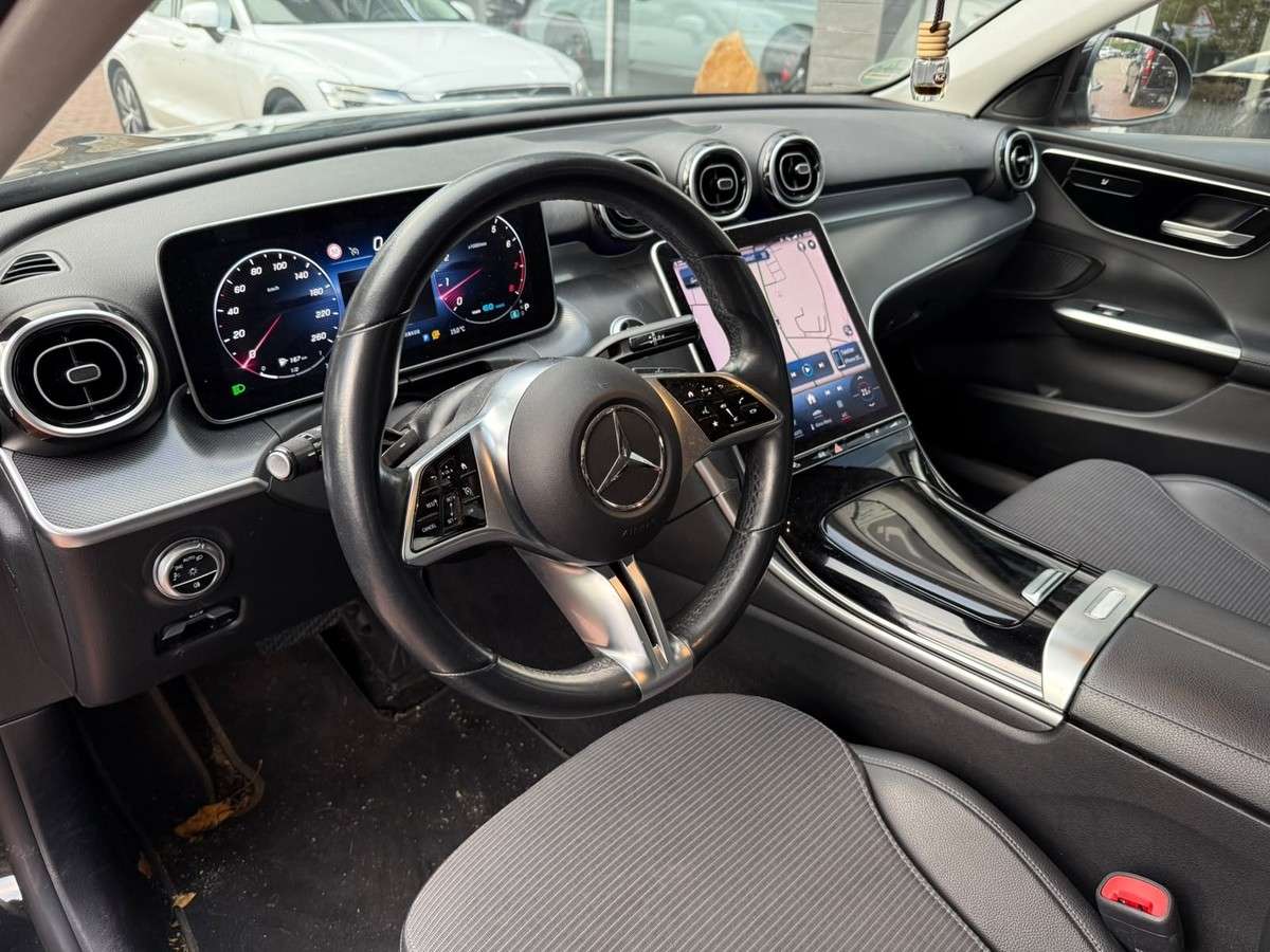 Fahrzeugbild eines Mercedes-Benz C-Klasse