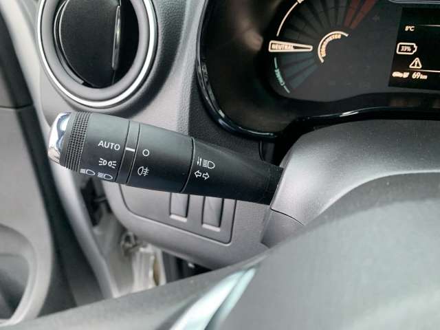 Fahrzeugbild eines Dacia Spring