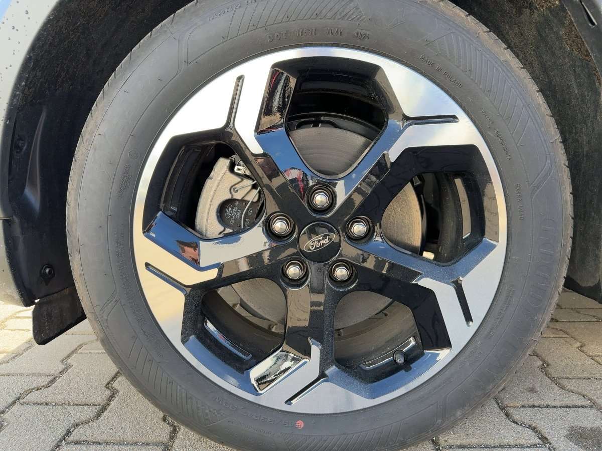 Fahrzeugbild eines Ford Tourneo Courier
