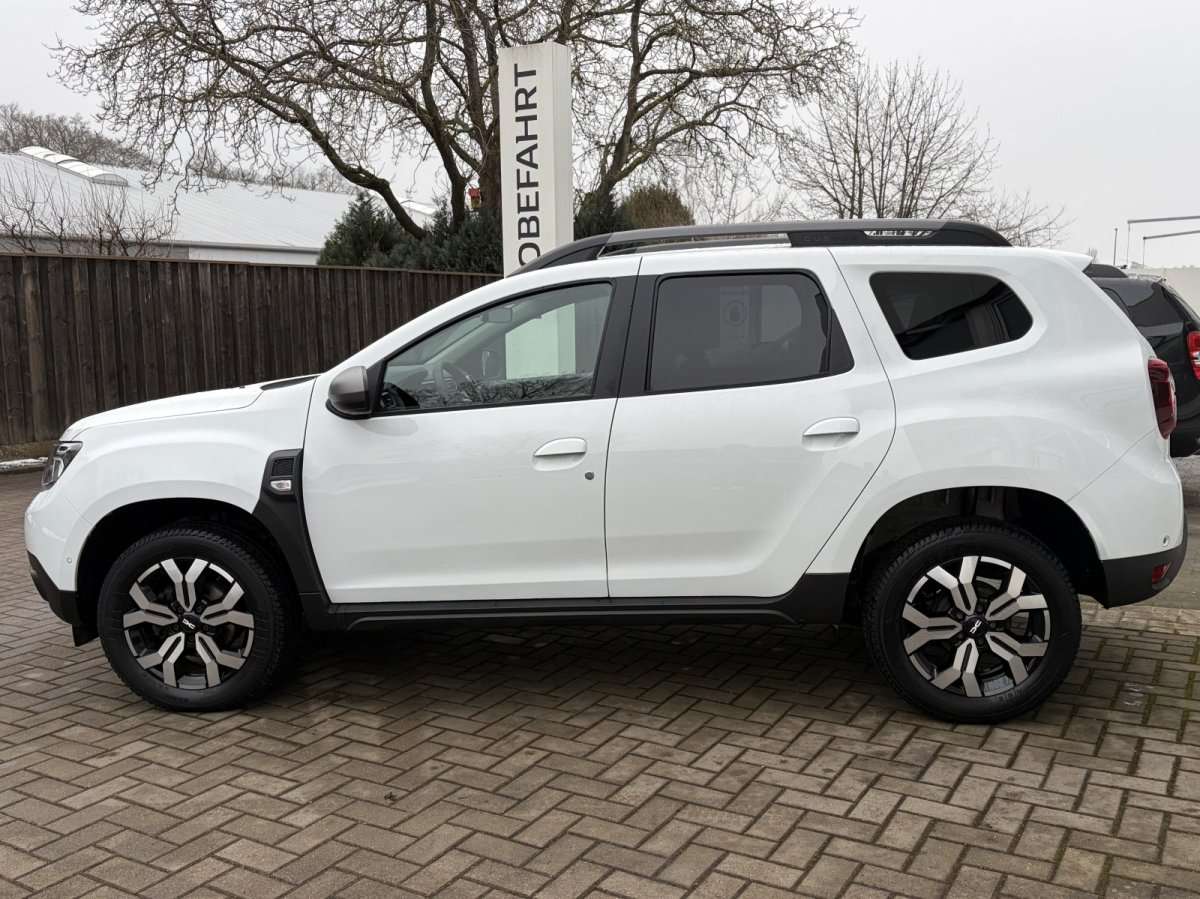 Fahrzeugbild eines Dacia Duster