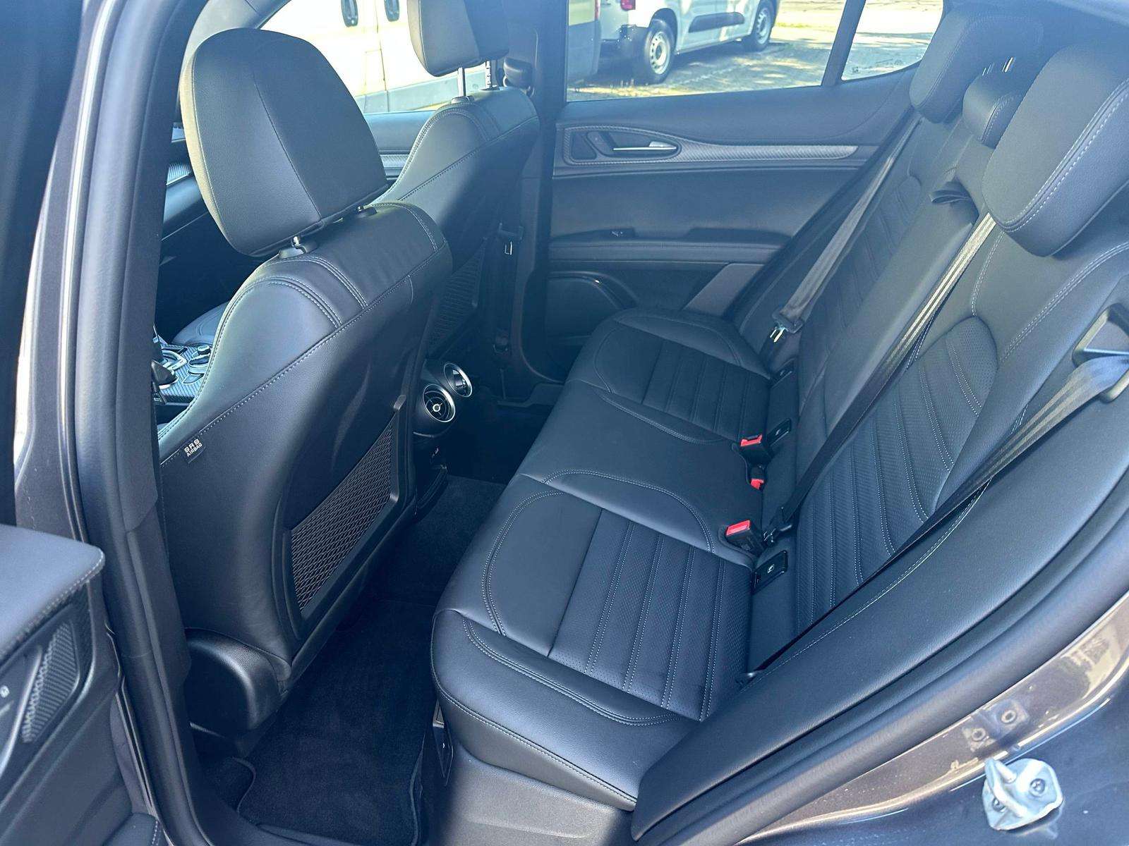 Fahrzeugbild eines Alfa Romeo Stelvio