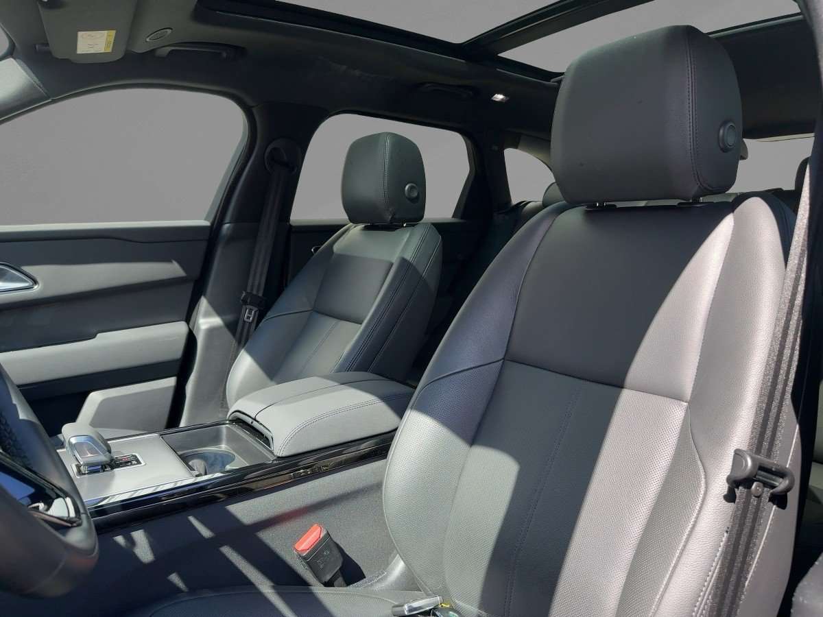 Fahrzeugbild eines Land Rover Range Rover Velar