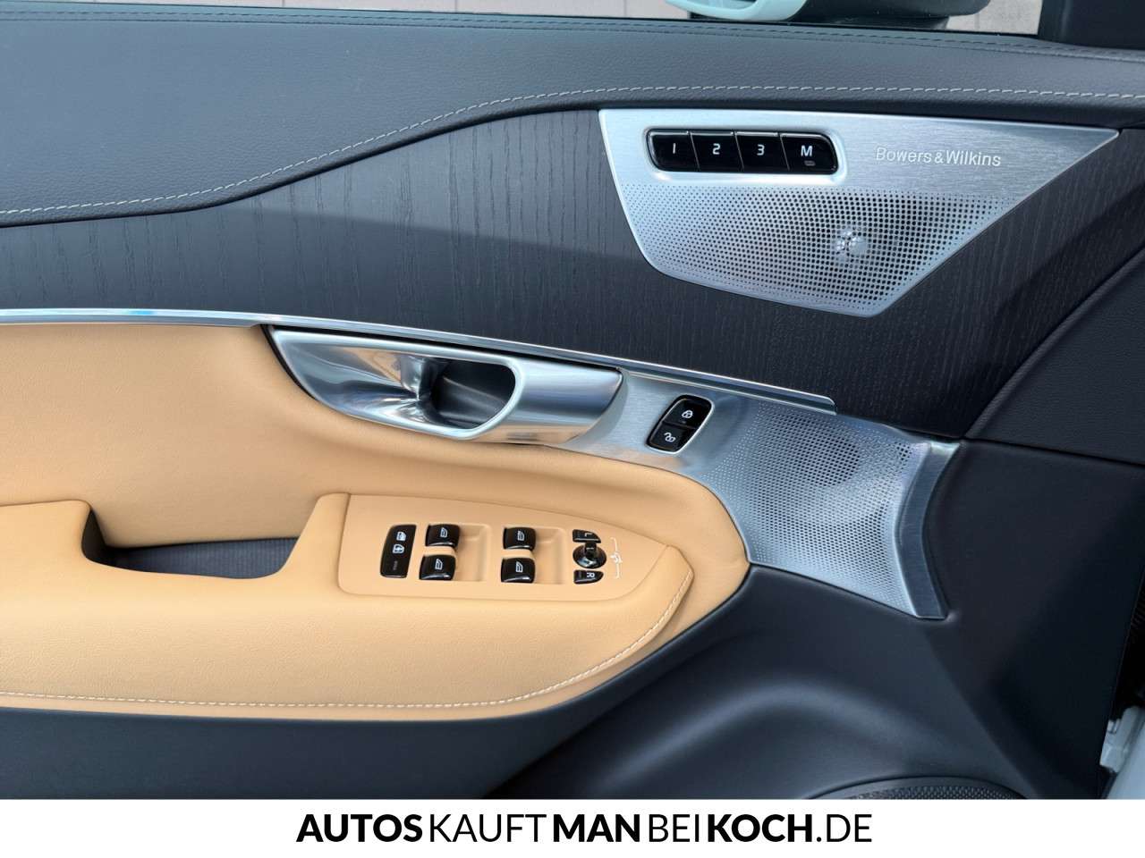 Fahrzeugbild eines Volvo XC90
