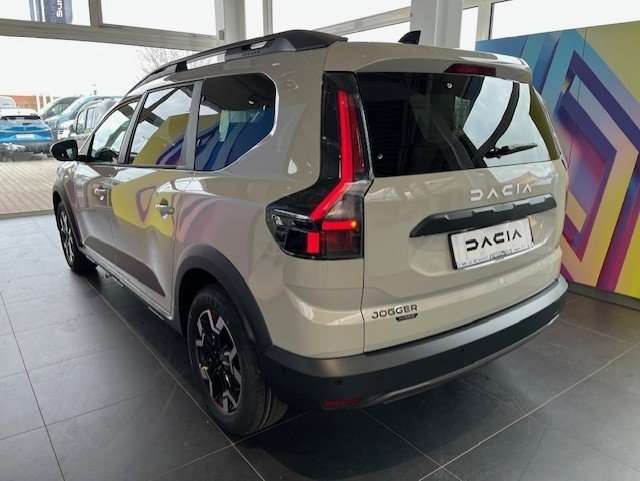 Fahrzeugbild eines Dacia Jogger