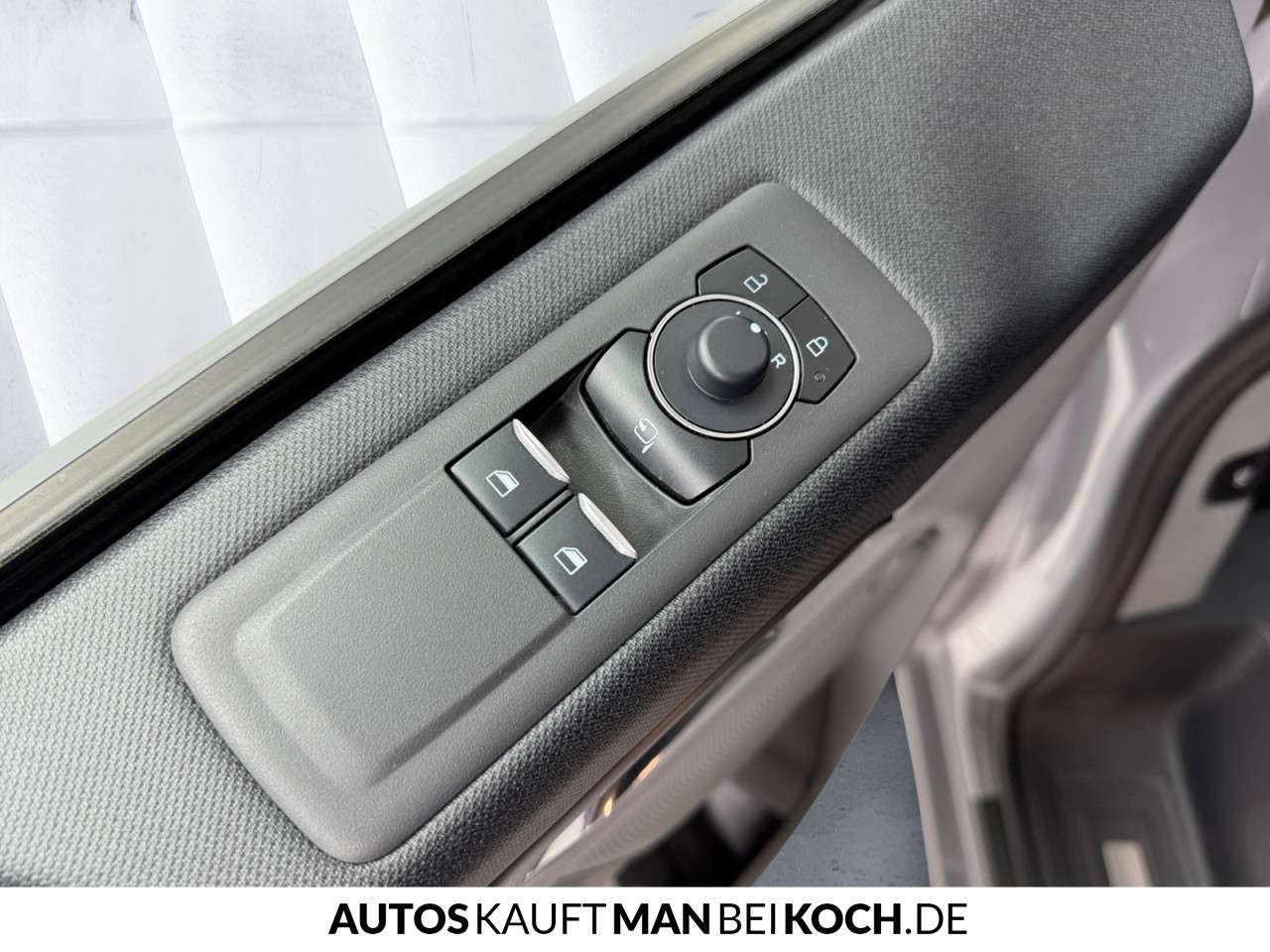 Fahrzeugbild eines Ford Tourneo Custom