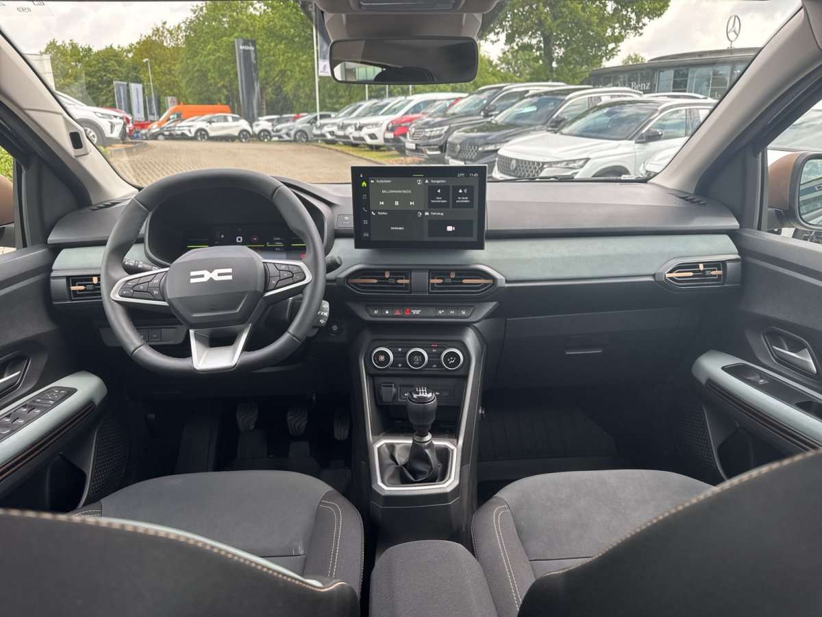 Fahrzeugbild eines Dacia Sandero