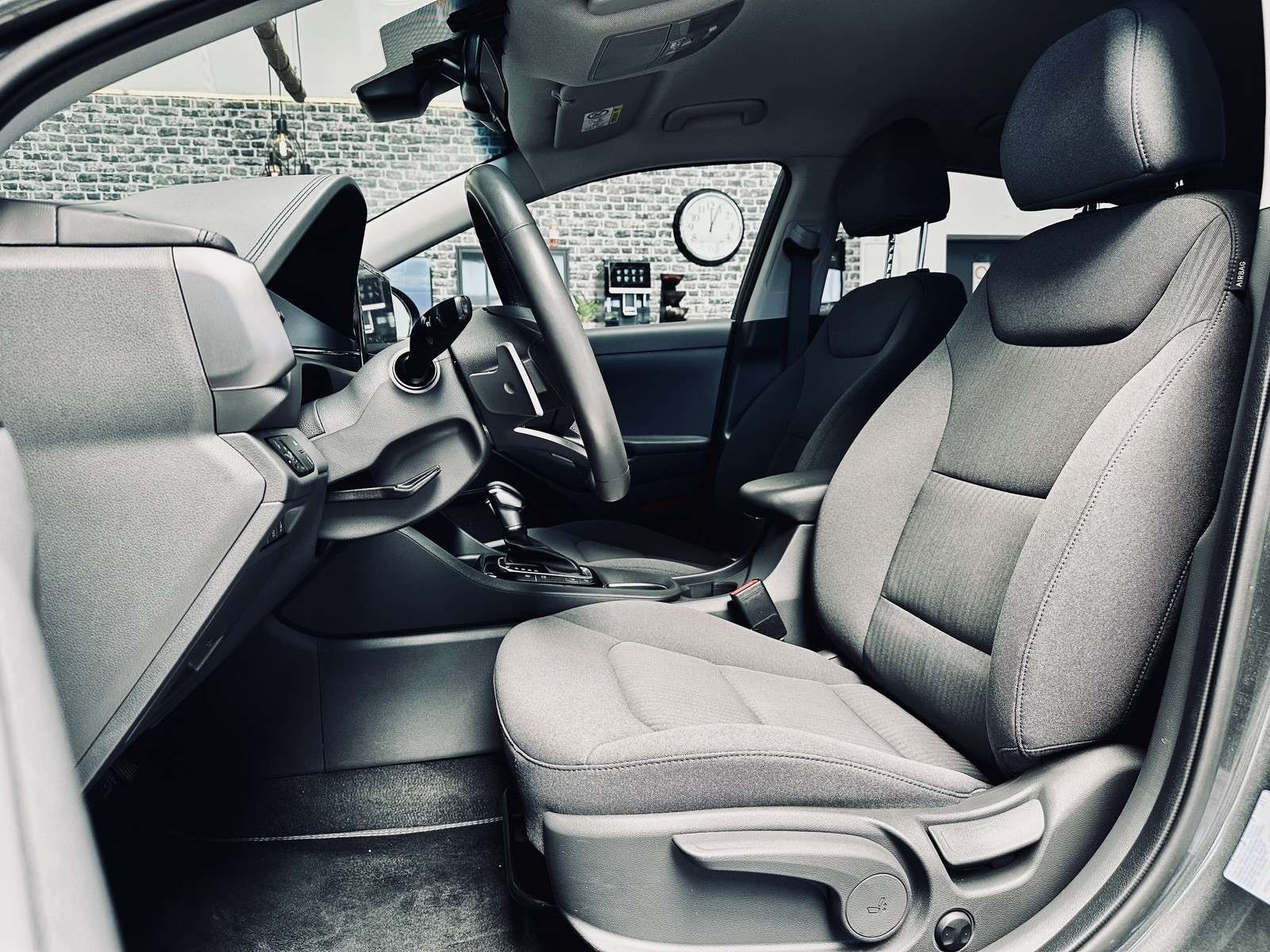 Fahrzeugbild eines Hyundai IONIQ