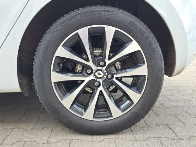Fahrzeugbild eines Renault Clio