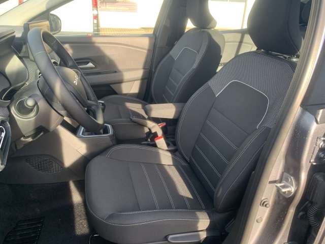 Fahrzeugbild eines Dacia Sandero