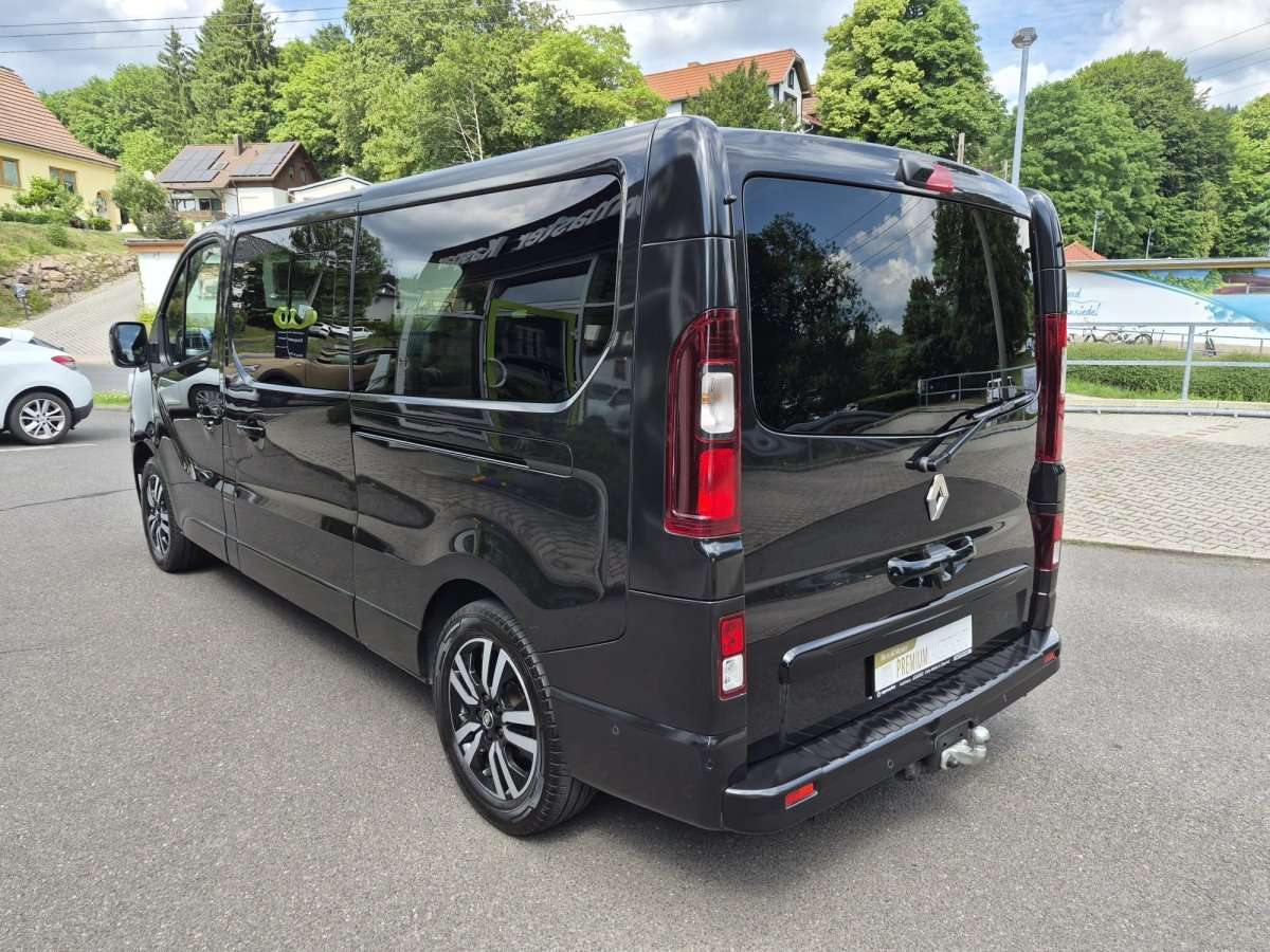 Fahrzeugbild eines Renault Trafic