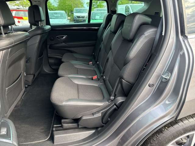 Fahrzeugbild eines Renault Espace