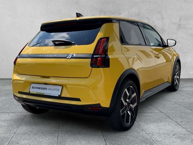 Fahrzeugbild eines Renault 5 E-TECH