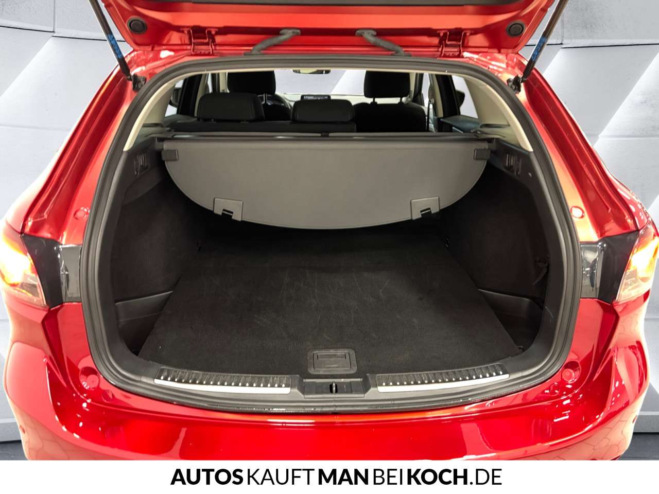 Fahrzeugbild eines Mazda Mazda6