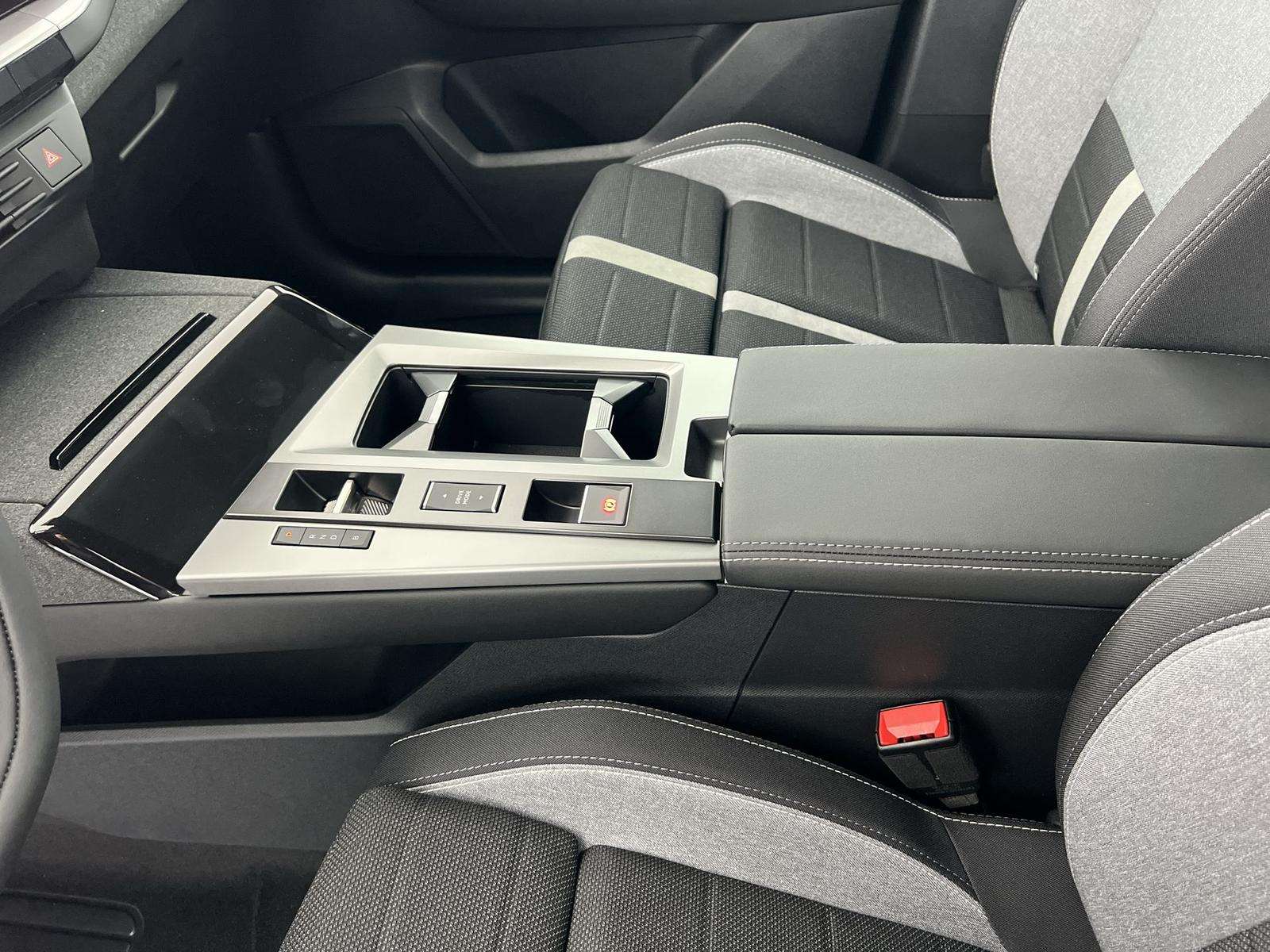 Fahrzeugbild eines Opel Grandland X