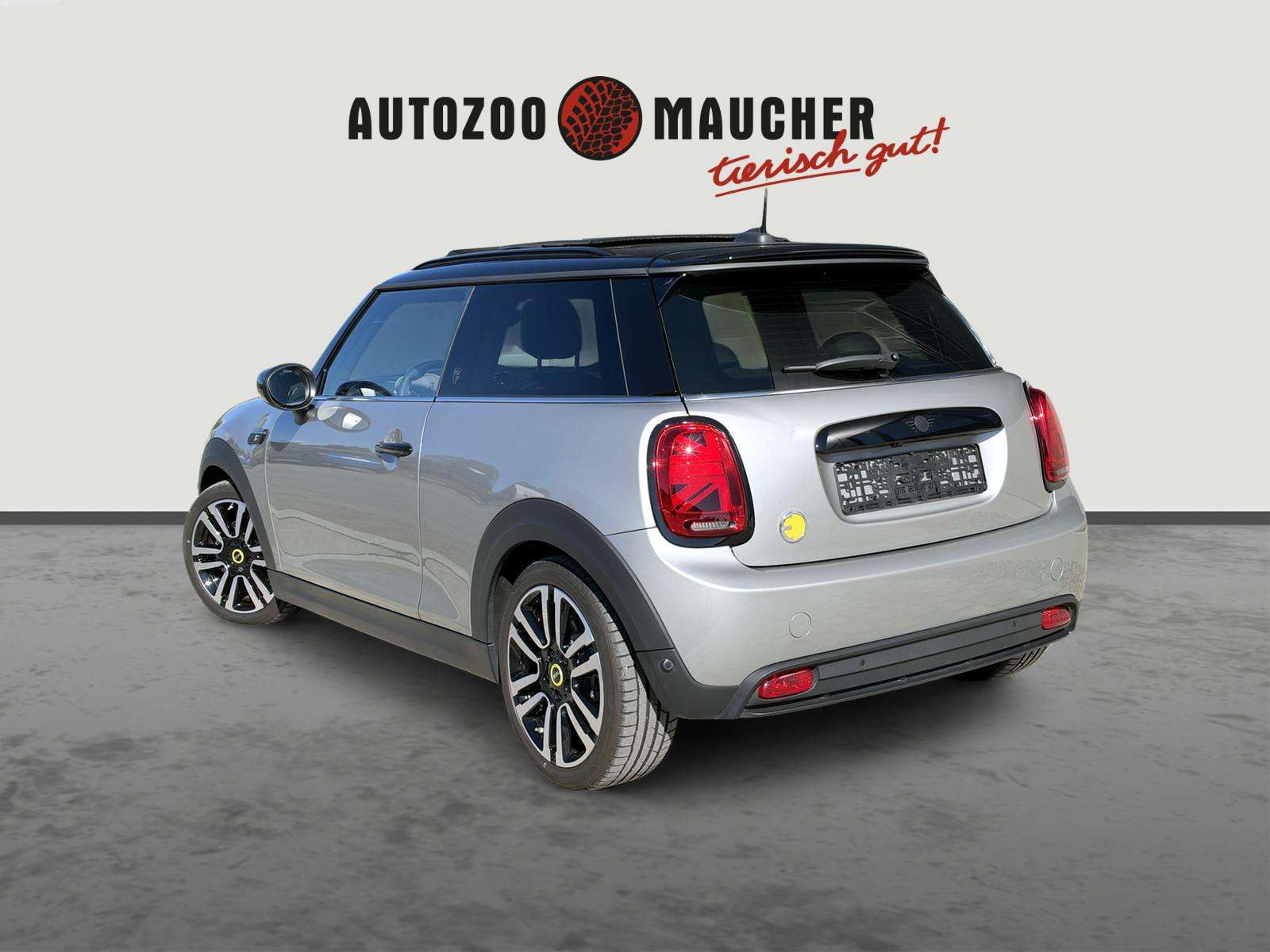 Fahrzeugbild eines MINI COOPER SE