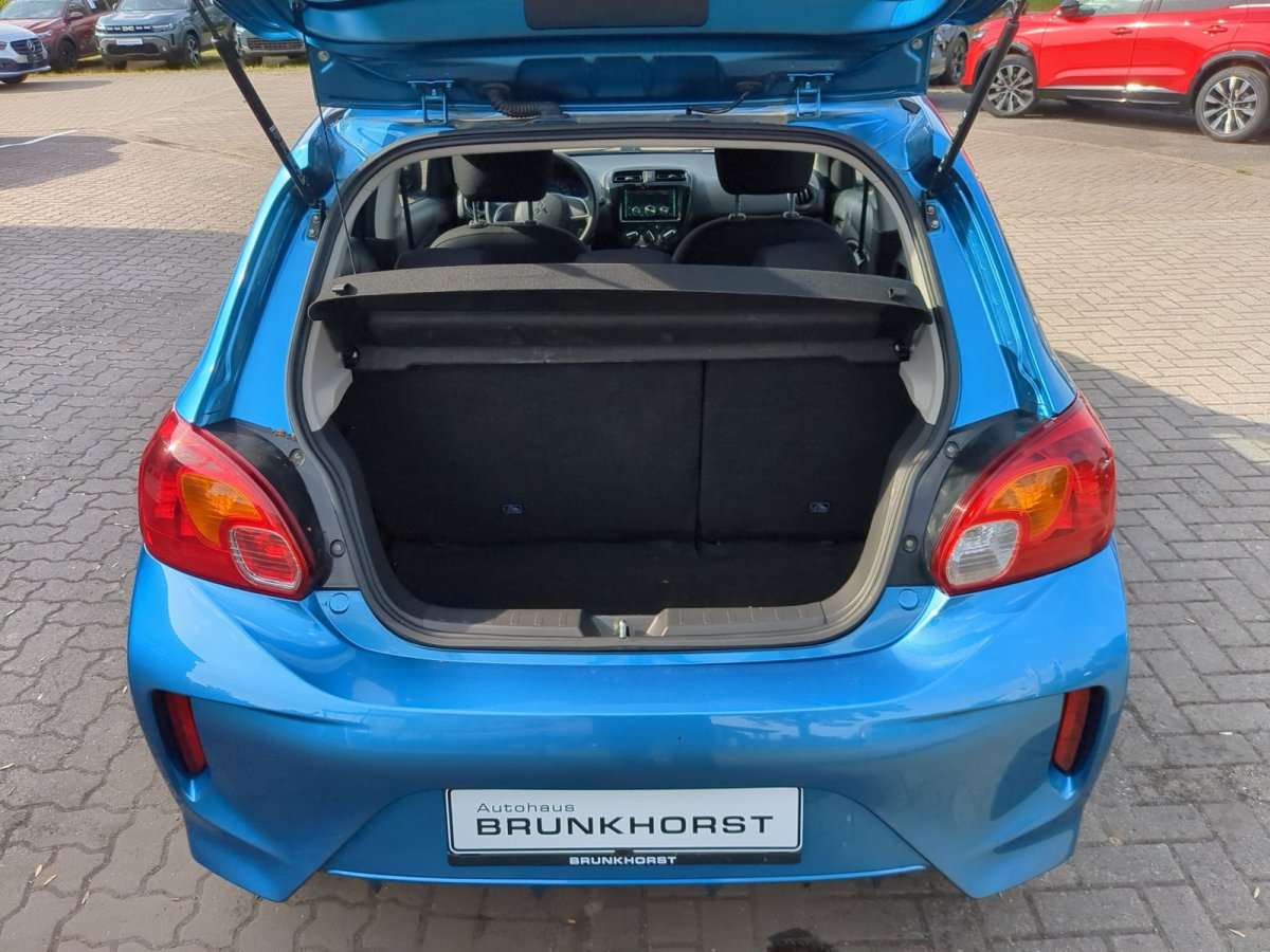 Fahrzeugbild eines Mitsubishi Space Star