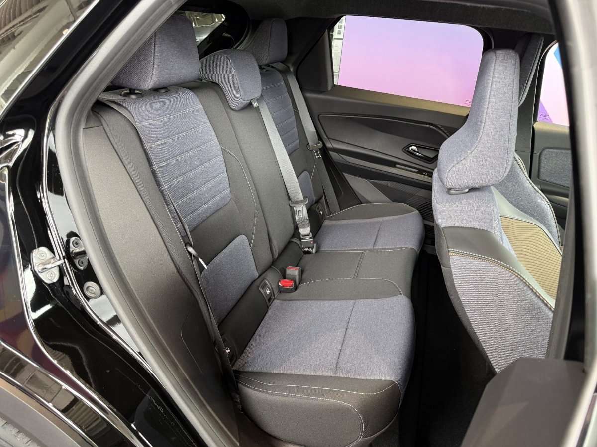 Fahrzeugbild eines Renault 5 E-TECH