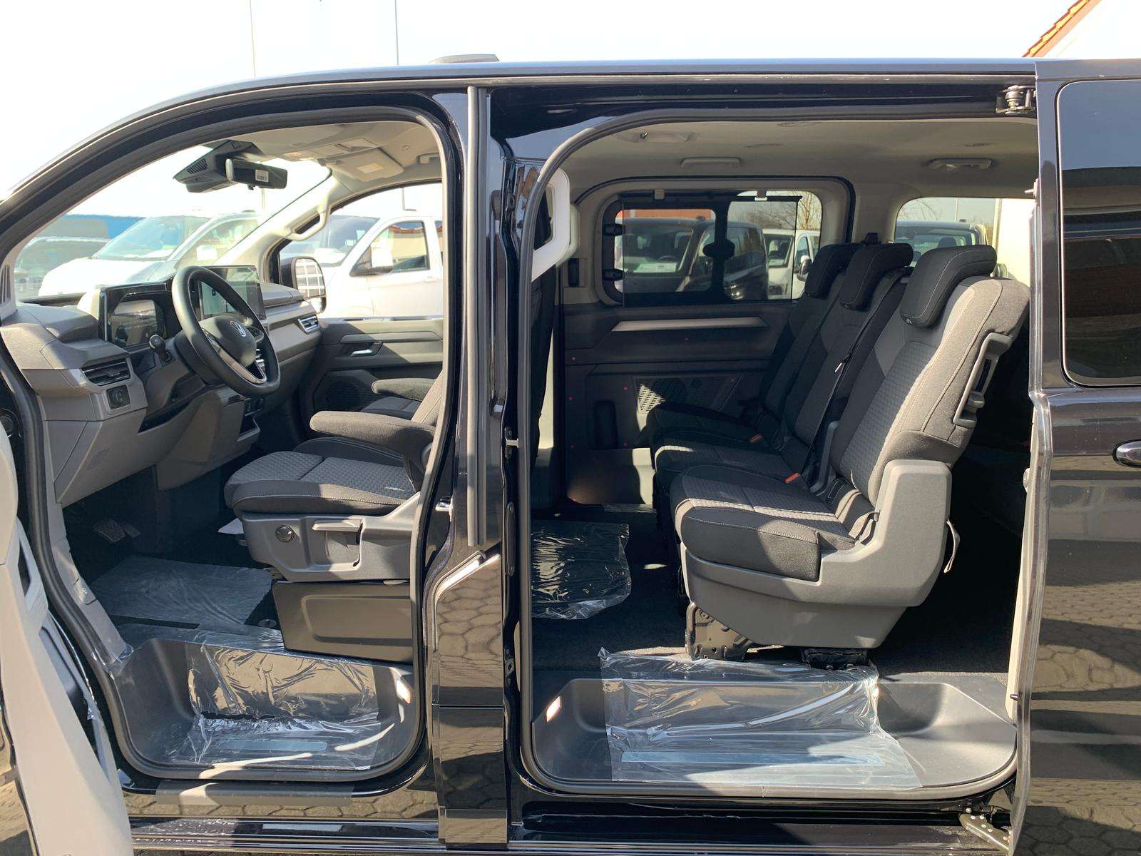 Fahrzeugbild eines Volkswagen Caravelle