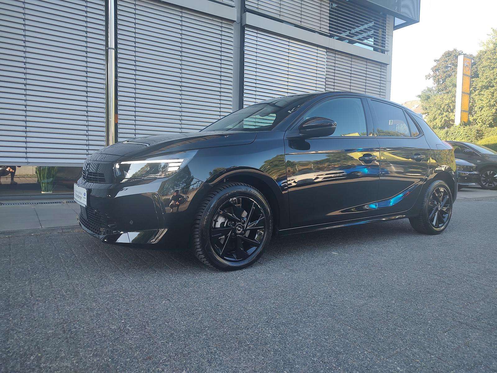 Fahrzeugbild eines Opel Corsa